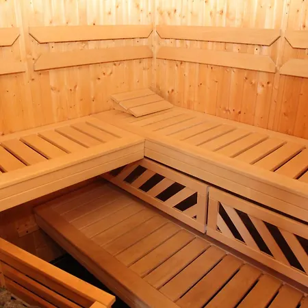 Nyaraló Achterhuus Malia Grimersum